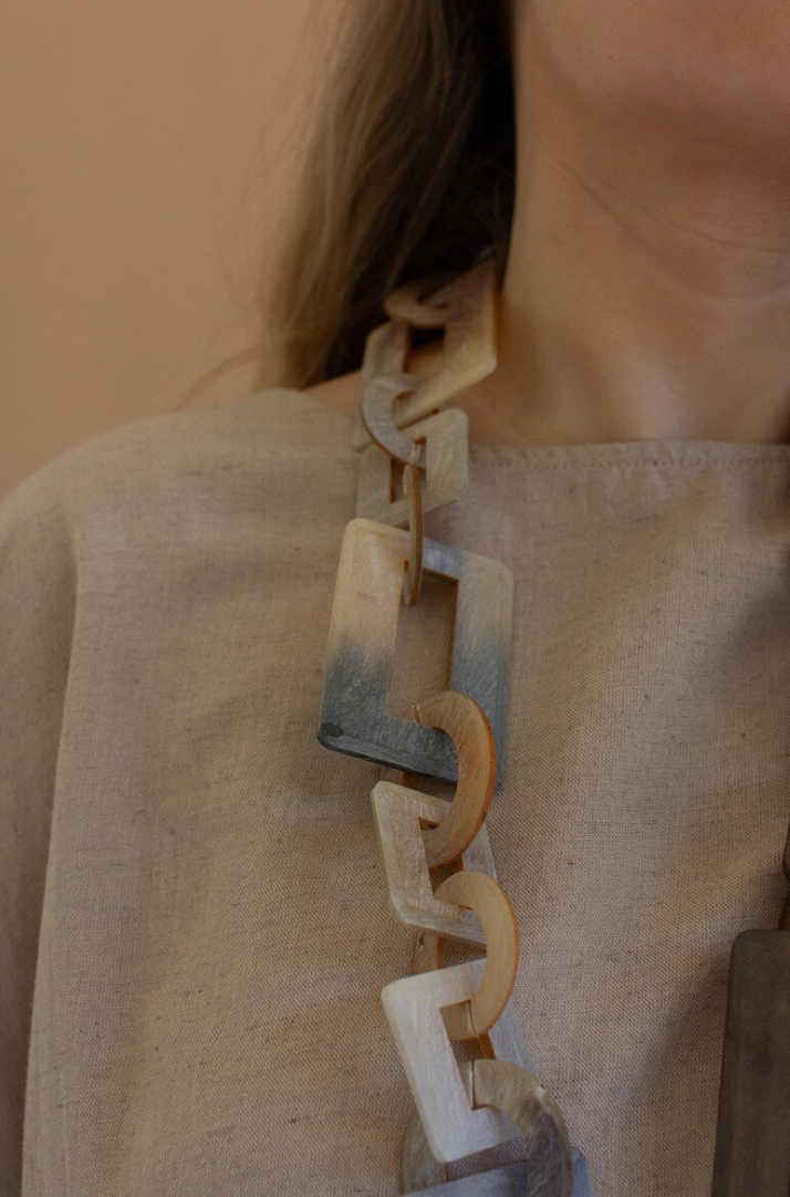 Two-Toned Horn Chain Necklace