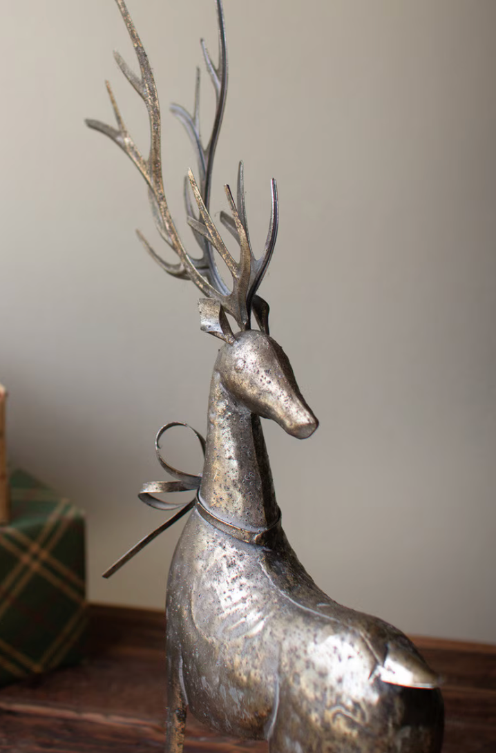 Set of 2 Rustic Metal Reindeer
