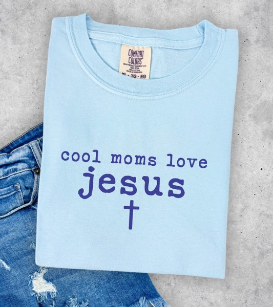 Cool Moms Love Jesus graphic tee in comfort colors.