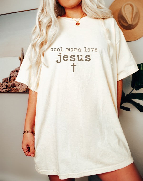 Cool Moms Love Jesus graphic tee in comfort colors